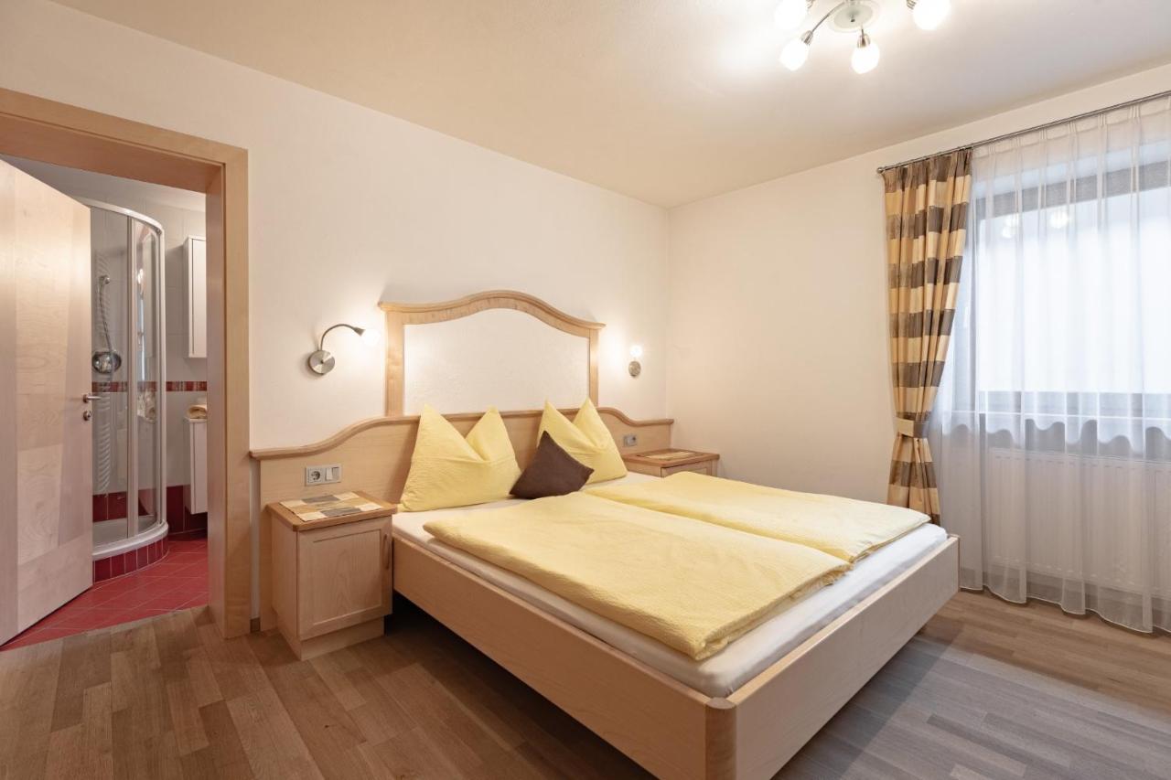 Apartments Soval Santa Cristina Val Gardena Bagian luar foto